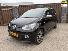Volkswagen Up! - 1.0 high up BlueMotion PANORAMA DAK - STOELVERWARMING