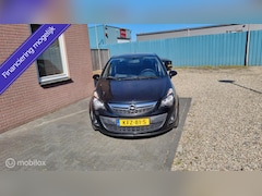 Opel Corsa - 1.4-16V Cosmo 5drs , airco , sportvelgen