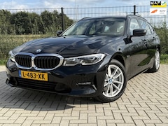 BMW 3-serie Touring - 320e Business Edition Plus | Camera | Laser | Stoelverwarming | Carplay |