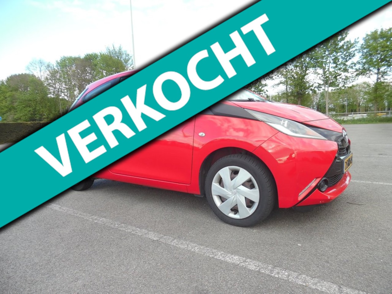 Toyota Aygo - 1.0 VVT-i x-play 1.0 VVT-i x-play - AutoWereld.nl