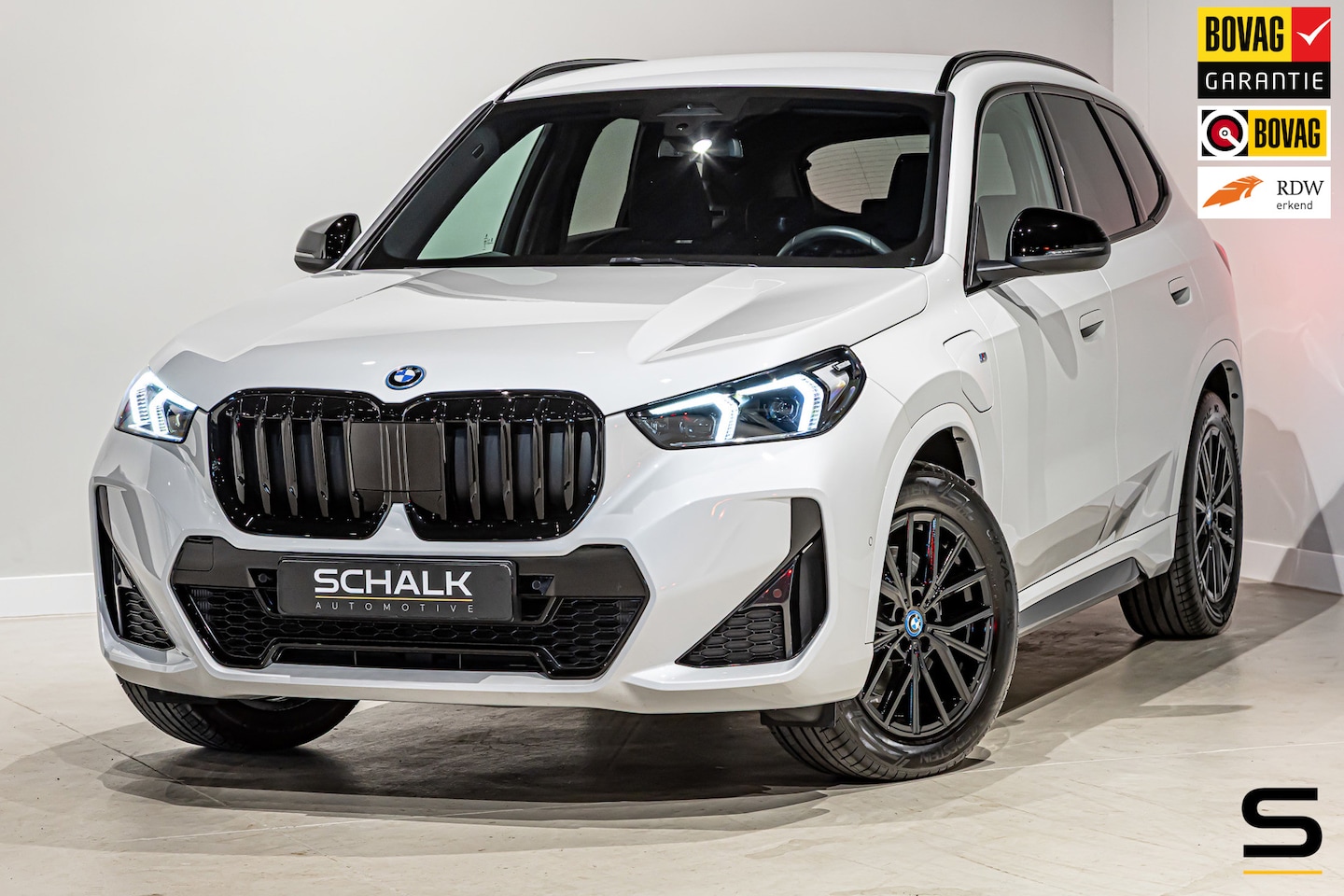 BMW X1 - XDrive25e|M Sport|Trekhaak|LED|Cam|Fiscaal gunstig - AutoWereld.nl