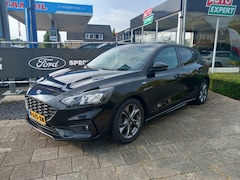 Ford Focus - 1.0 EcoBoost Hybrid 125pk ST-Line Winterpack