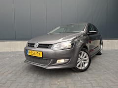 Volkswagen Polo - 1.2 Style | Airco | All seasonband | 5 deurs | Parkeersensoren |