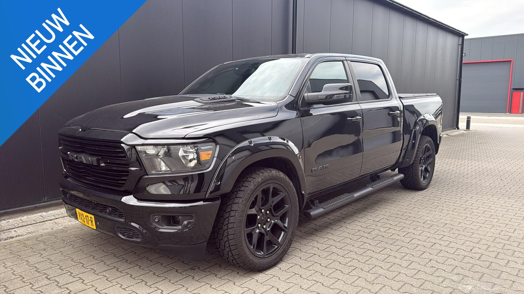 Dodge Ram 1500 - 4x4 Crew Cab LPG Marge (btw vrij) Blackout - AutoWereld.nl