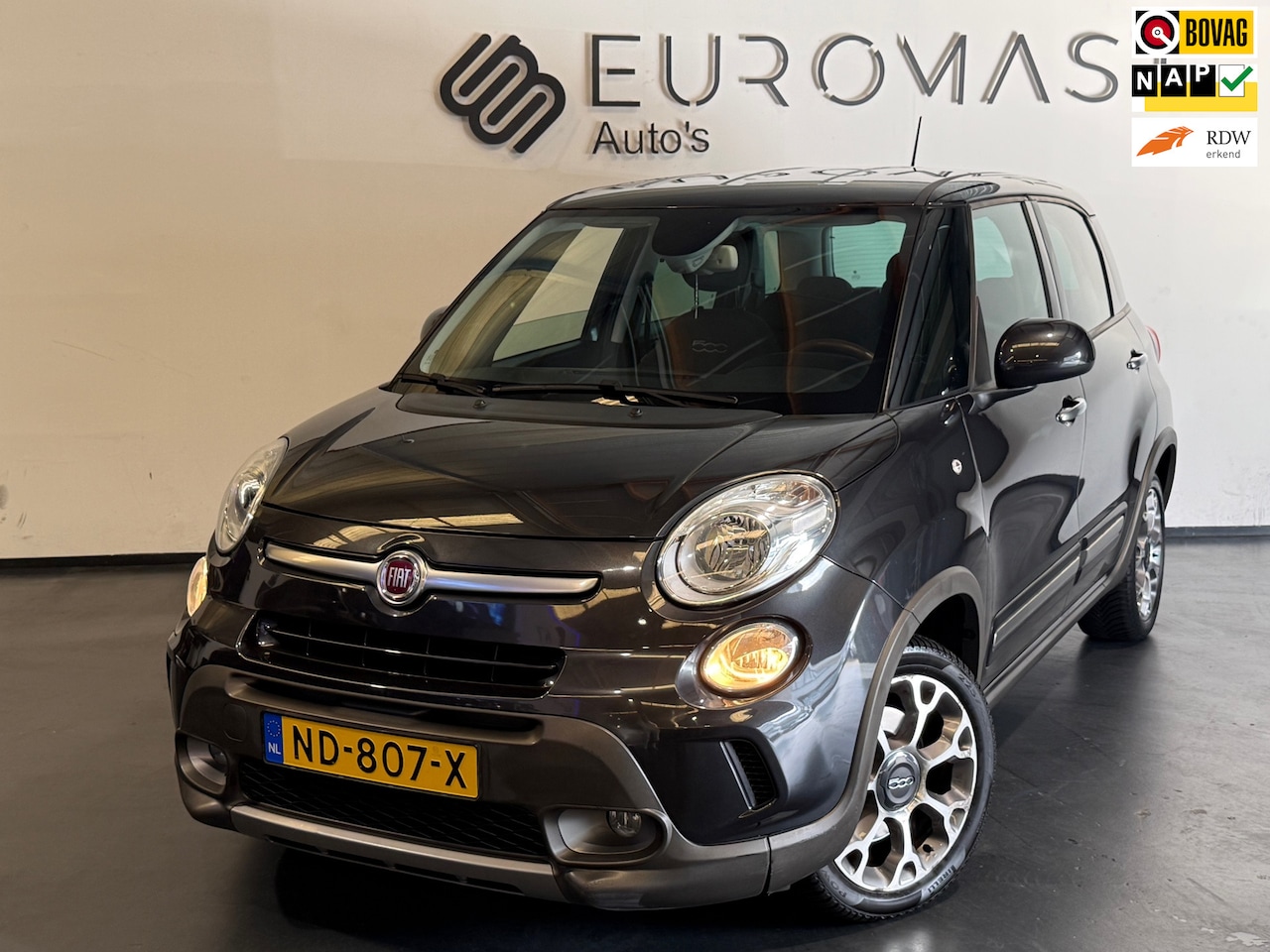Fiat 500 L - 1.4-T-Jet Trekking Navi Airco Cruise Pdc Nieuwe Apk - AutoWereld.nl