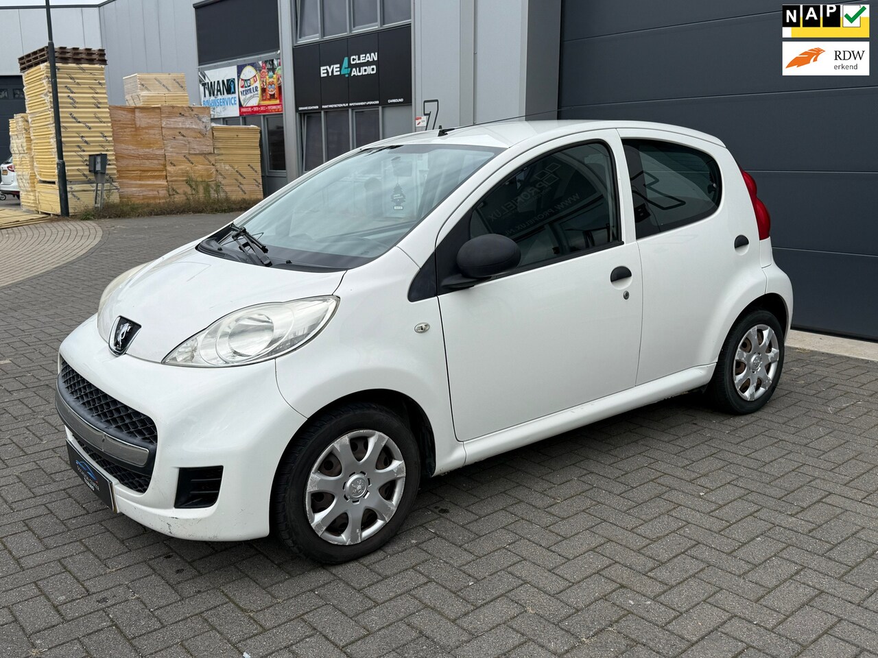 Peugeot 107 - 1.0 AIRCO | 1 EIGENAAR | NIEUWE APK | NAP | - AutoWereld.nl