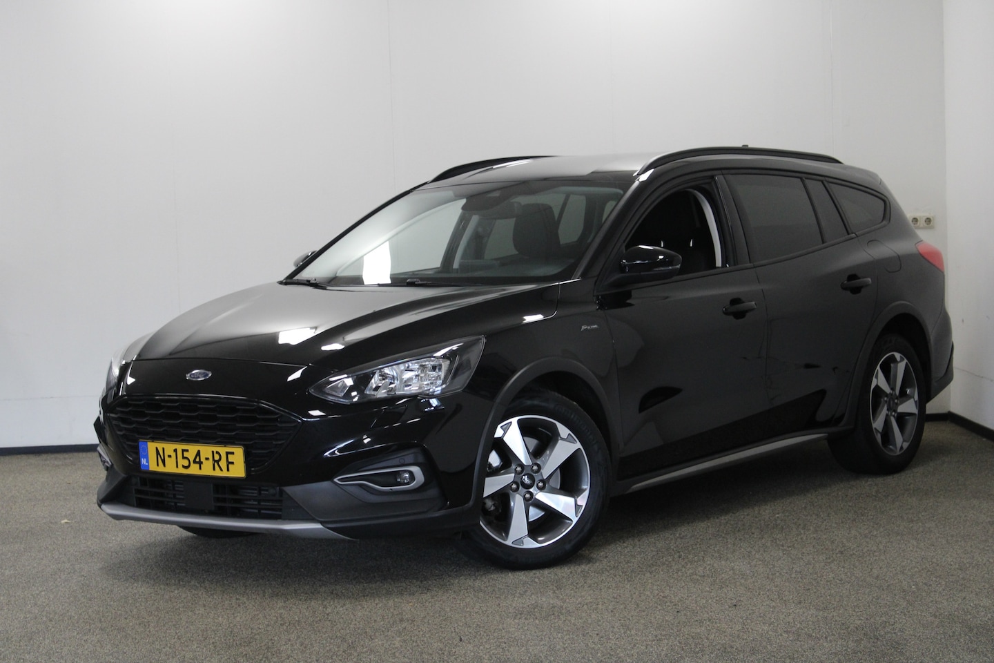 Ford Focus Wagon - 1.0 EcoBoost Titanium X Business 1.0 EcoBoost Titanium X Business - AutoWereld.nl