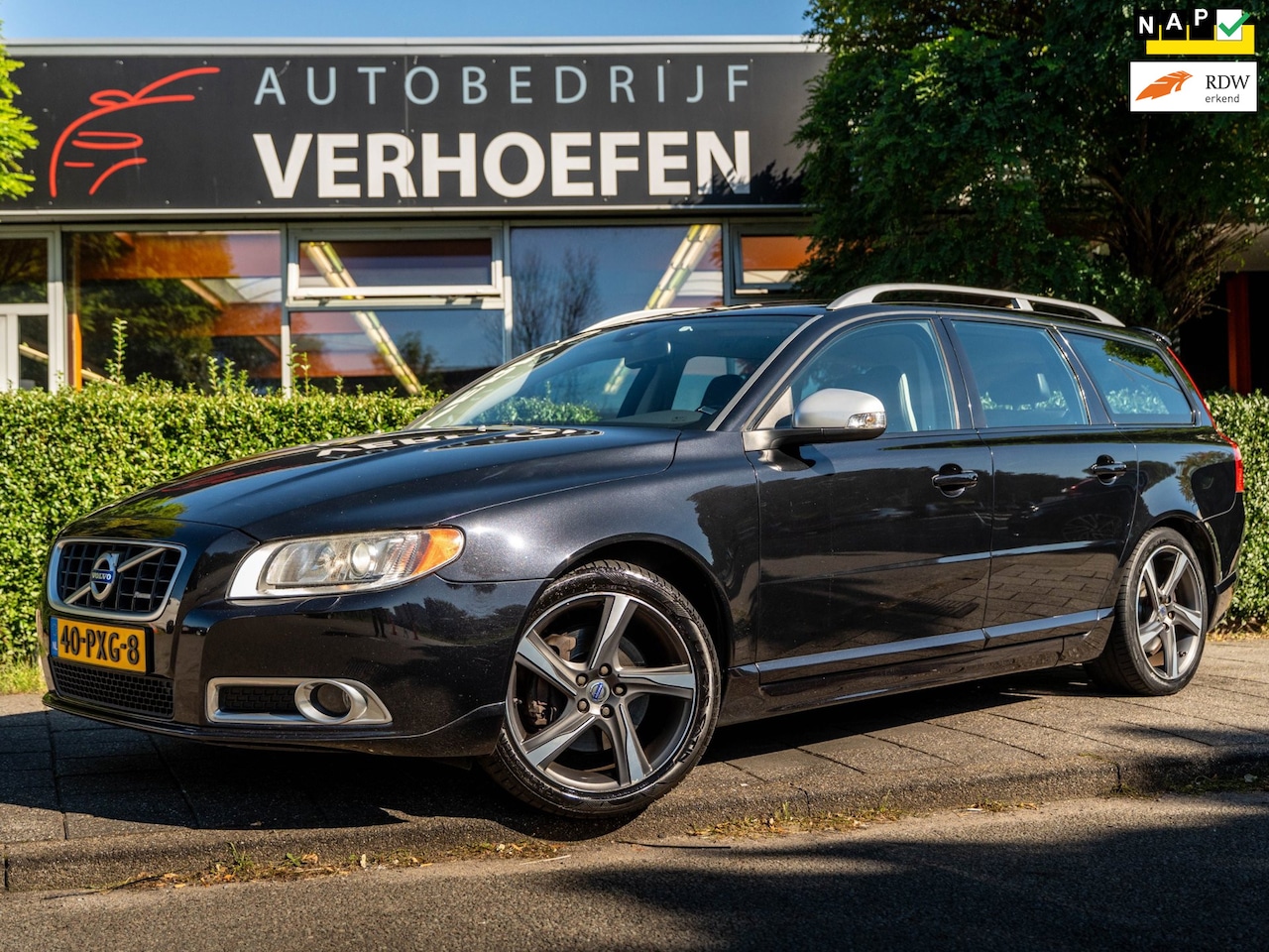 Volvo V70 - 2.0T R-Edition | AUTOMAAT | STOEL VERW | LEDER | CRUISE / CLIMATE CONTR | TREKHAAK ! - AutoWereld.nl
