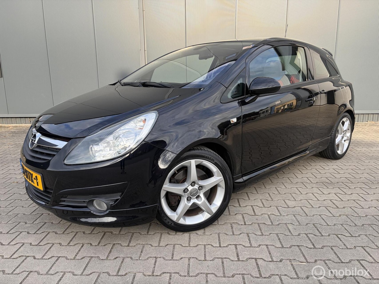 Opel Corsa - 1.6-16V GSI Panoramadak NL Auto Uniek! - AutoWereld.nl