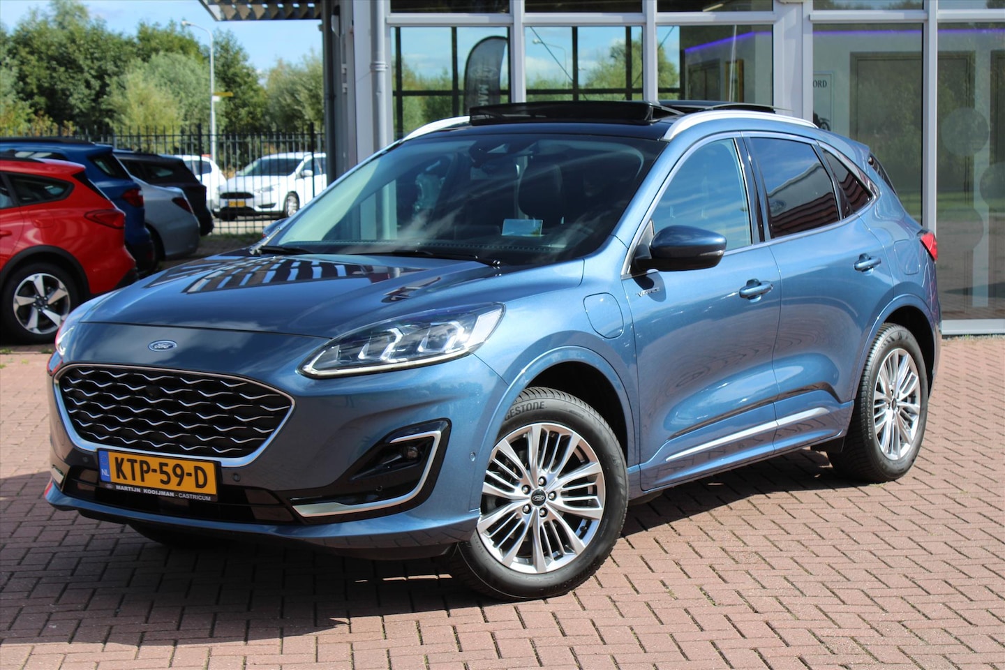 Ford Kuga - Vignale 2.5 PHEV e-CVT Automaat 225pk, Panoramadak, Technology, Driver Assistance en Winte - AutoWereld.nl