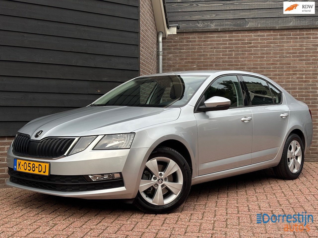 Skoda Octavia - 1.0 TSI Greentech Ambition Business | Automaat | CarPlay | Cruise | PDC - AutoWereld.nl