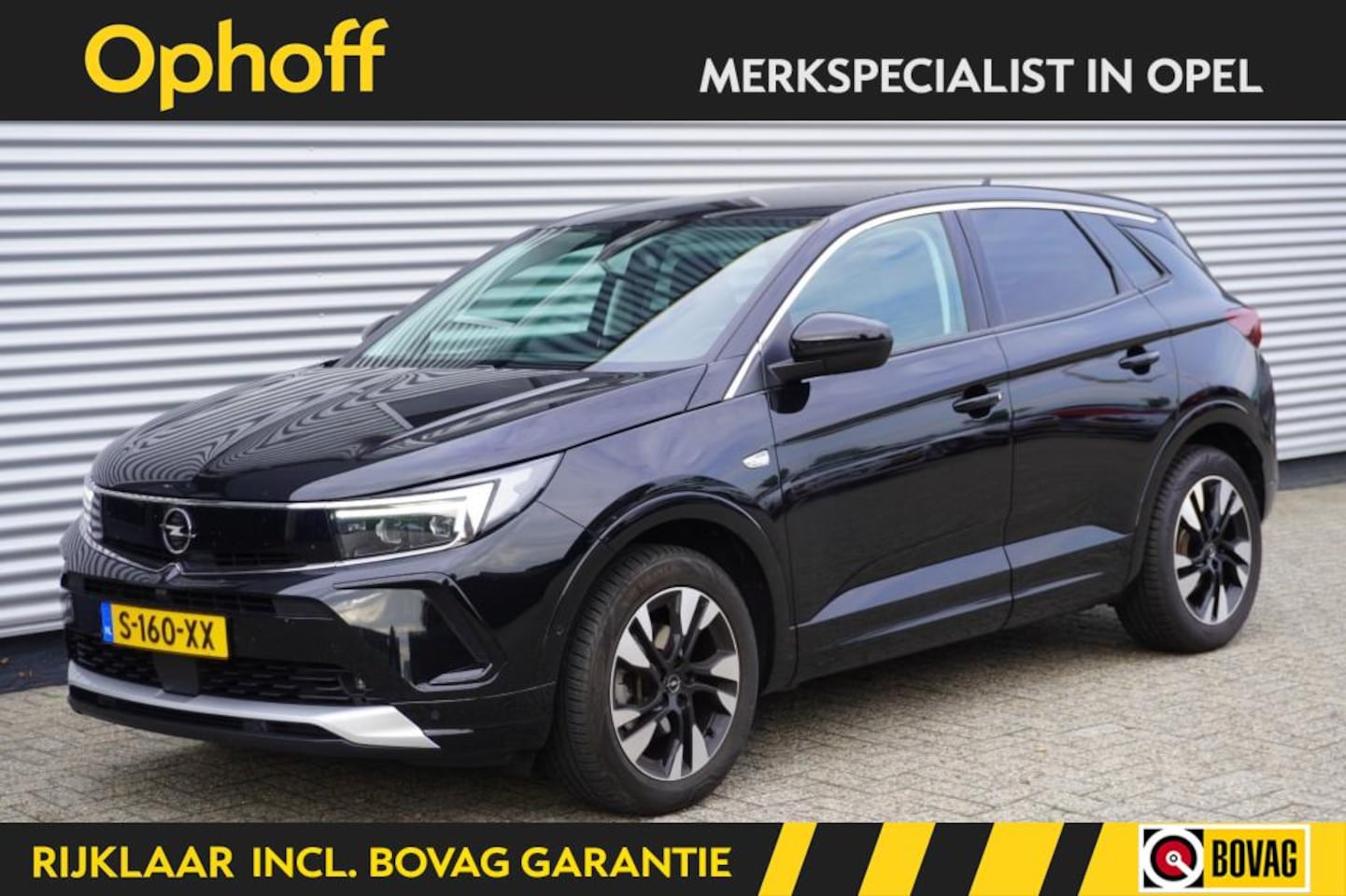 Opel Grandland - 1.2 Turbo Business Elegance / Camera / AGR-stoel / IntelliLux LED Matrix / Navi - AutoWereld.nl