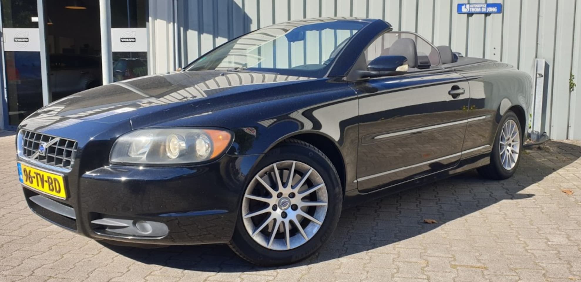 Volvo C70 - 2.4 KINETIC - AutoWereld.nl