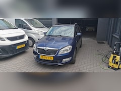 Skoda Fabia - 1.2 TDI 2011 DISTRBUTIE DEFECT