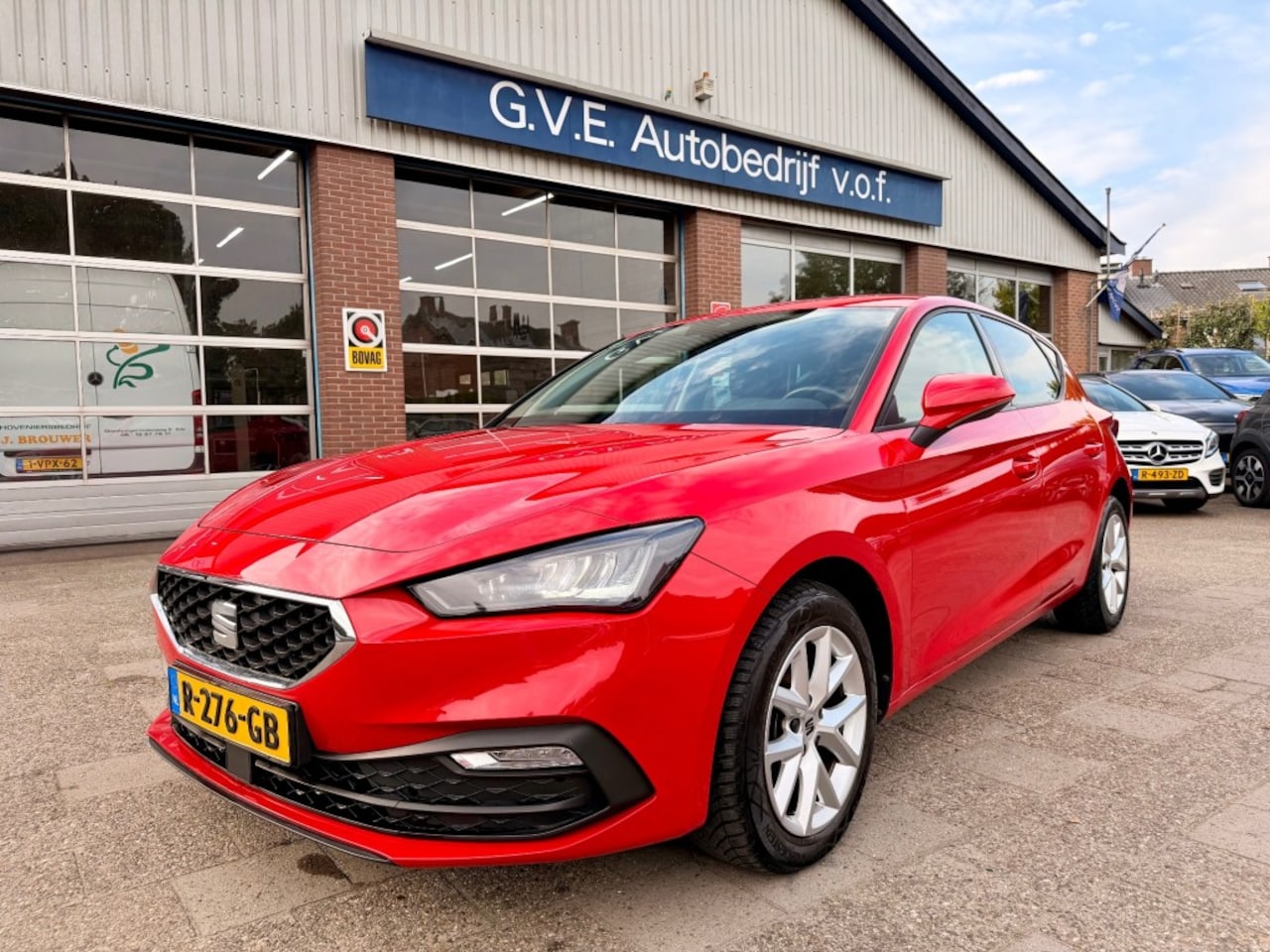 SEAT Leon - 1.0 TSI STYLE L. ED. CAMERA DIGITAAL DASHBOARD - AutoWereld.nl