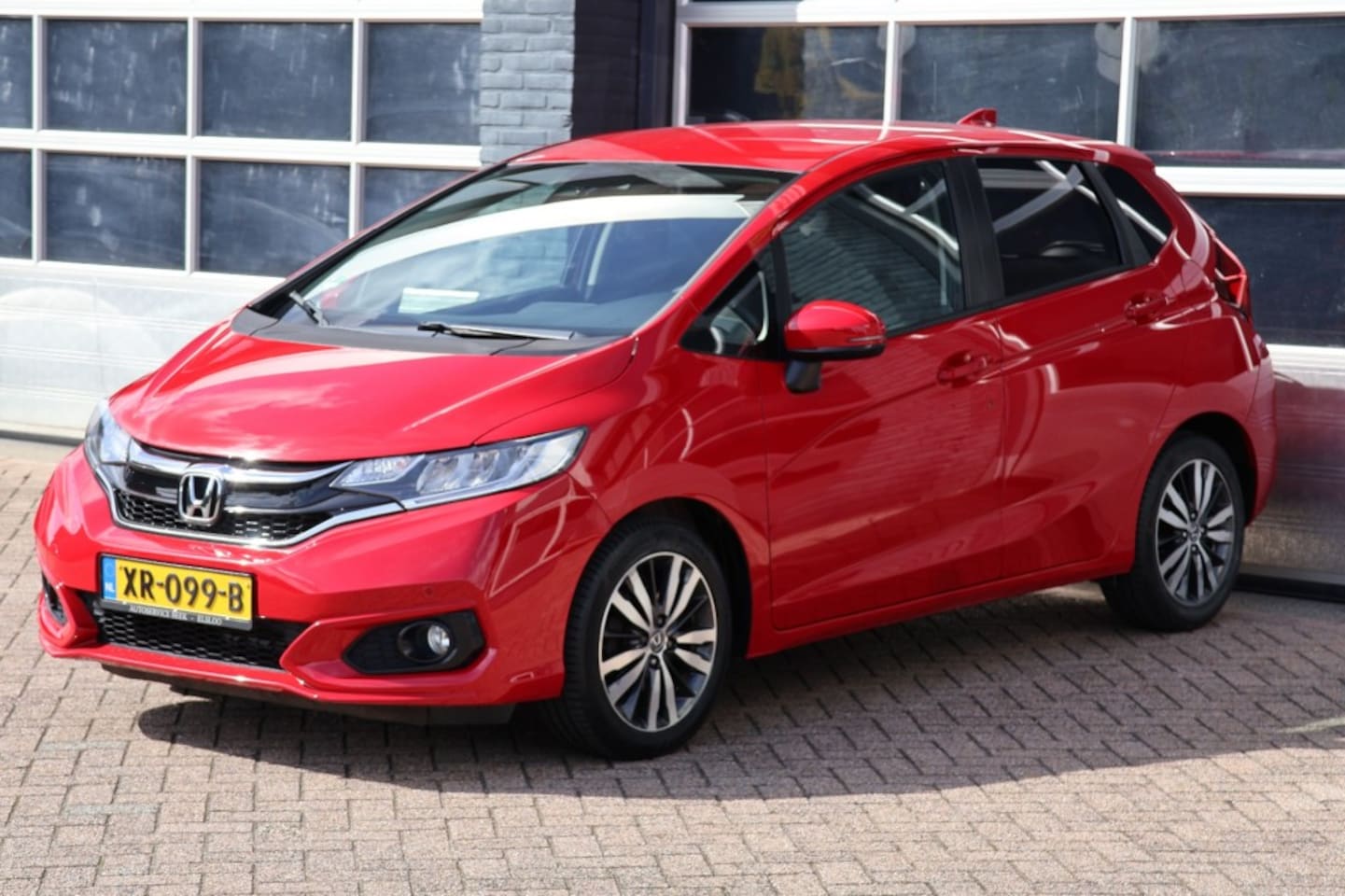 Honda Jazz - 1.3 i-VTEC Elegance 1.3i  vtec elegance - AutoWereld.nl