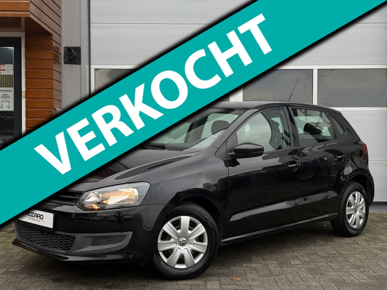 Volkswagen Polo - 1.2 Zwart 5DRS/AIRCO/ELEC.RAMEN... - AutoWereld.nl