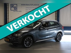 BMW X1 - SDrive20i / AUTOMAAT / LEER / PANO / KETTING VV