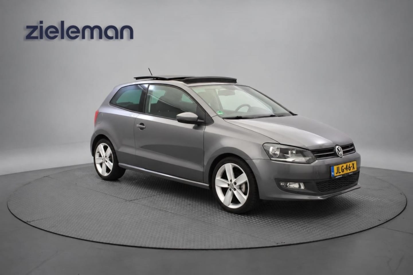 Volkswagen Polo - 1.2 TSI Comfortline - Panorama, Airco, Cruise, Stoelverw. - AutoWereld.nl