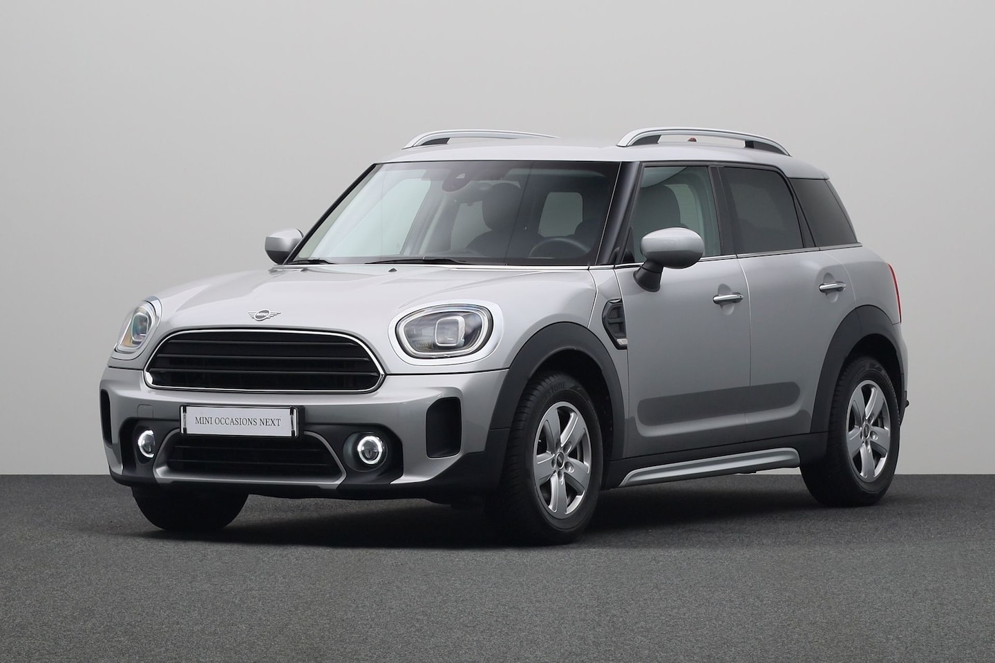 MINI Countryman - Mini 1.5 Cooper Essential | Stoelverwarming | Comfort Access | Driving Assistant | - AutoWereld.nl
