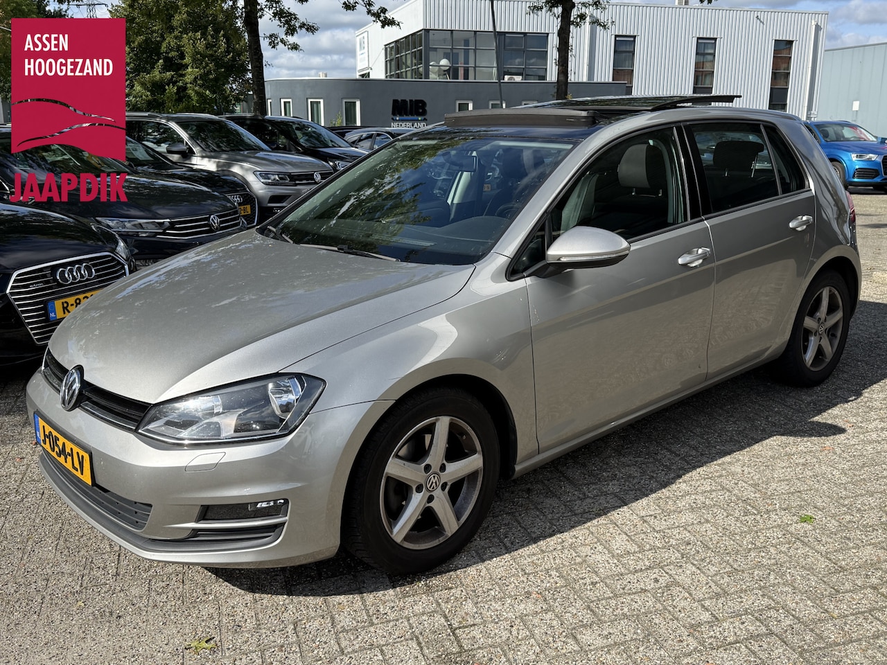 Volkswagen Golf - BWJ 2013 1.2 TSI Easyline PANORAMADAK | STOELVERW. | BLUETOOTH SCHERM | AIRCO | LMV | WORD - AutoWereld.nl