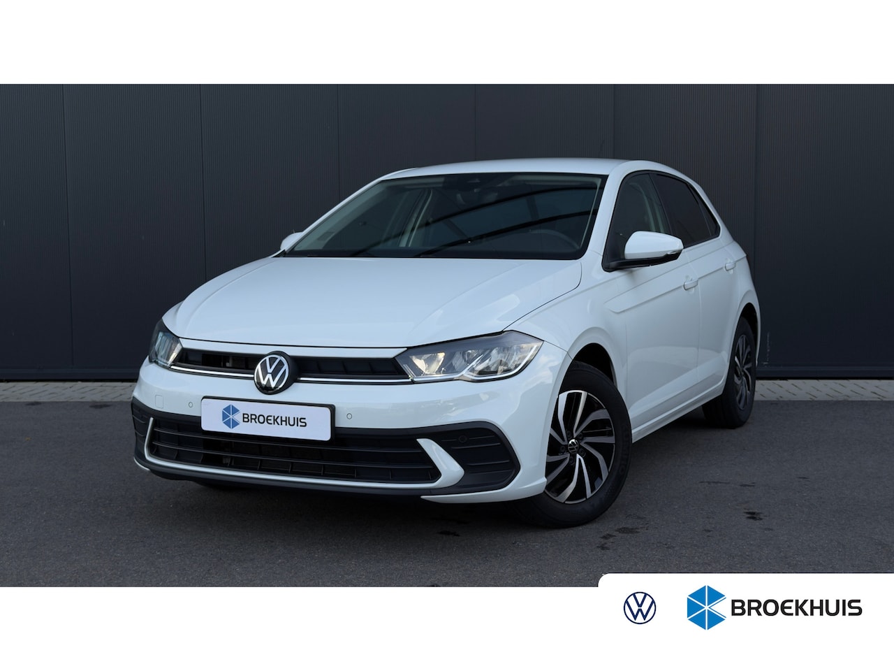 Volkswagen Polo - 95pk 1.0 TSI Life Edition | Achteruitrijcamera | Airco | Adaptive Cruise | Keyless | 15" | - AutoWereld.nl