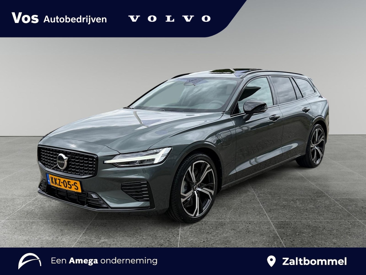 Volvo V60 - 2.0 T6 Plug-in hybrid AWD Plus Dark l Schuif/kantel dak l Getint glas achter l - AutoWereld.nl