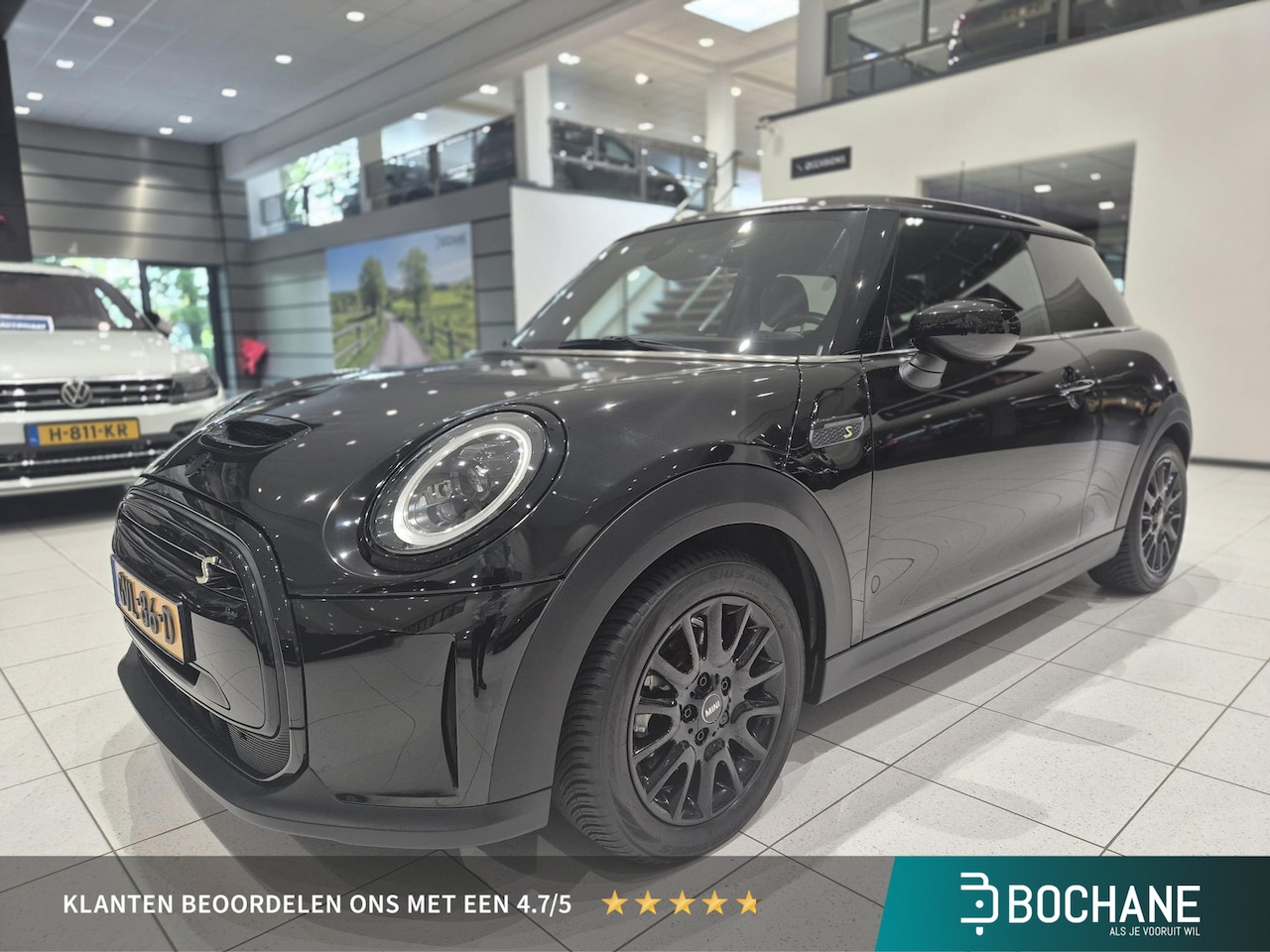 MINI Electric - MINI Electric 33 kWh Navigatie | Leder interieur | Comfort stoelen | Apple/ Andriod | Deal - AutoWereld.nl