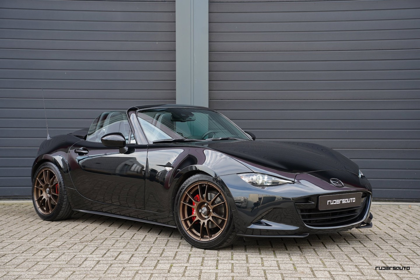 Mazda MX-5 - 2.0 Homura | Recaro | BC onderstel | OZ wielen | Camera | LSD | Driver assistance pack - AutoWereld.nl