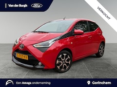 Toyota Aygo - 1.0 VVT-i x-joy Automaat | Climate Controle | achteruitrijcamera | Multimedia systeem | LM