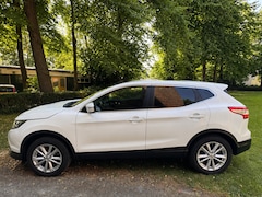 Nissan Qashqai - 1.2 Connect Edition Rijklaar. Onderhoudsboekje aanwezig. Goed onderhouden