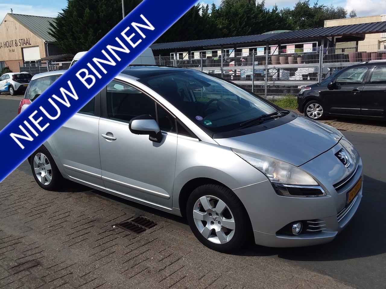 Peugeot 5008 - 1.6 THP Style 7p. 1.6 THP Style 7p. - AutoWereld.nl