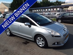 Peugeot 5008 - 1.6 THP Style 7p