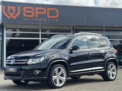 Volkswagen Tiguan - 2.0 TDI R-Line 4Motion|DSG|19"|Bi-Xenon