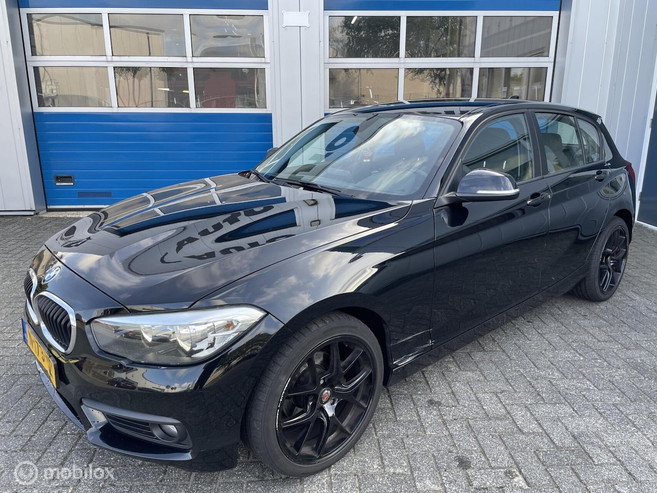 BMW 1-serie - 116i 2015 5D Airco-18''-Stoel.verw.-Cruise-Pdc - AutoWereld.nl