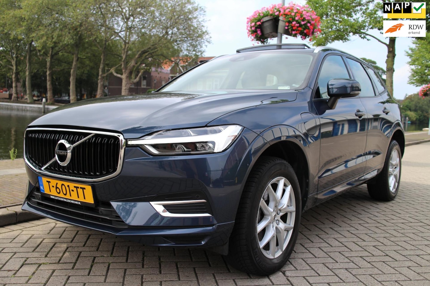 Volvo XC60 - 2.0 T8 Twin Engine AWD Inscription 2.0 T8 Twin Engine AWD Inscription - AutoWereld.nl