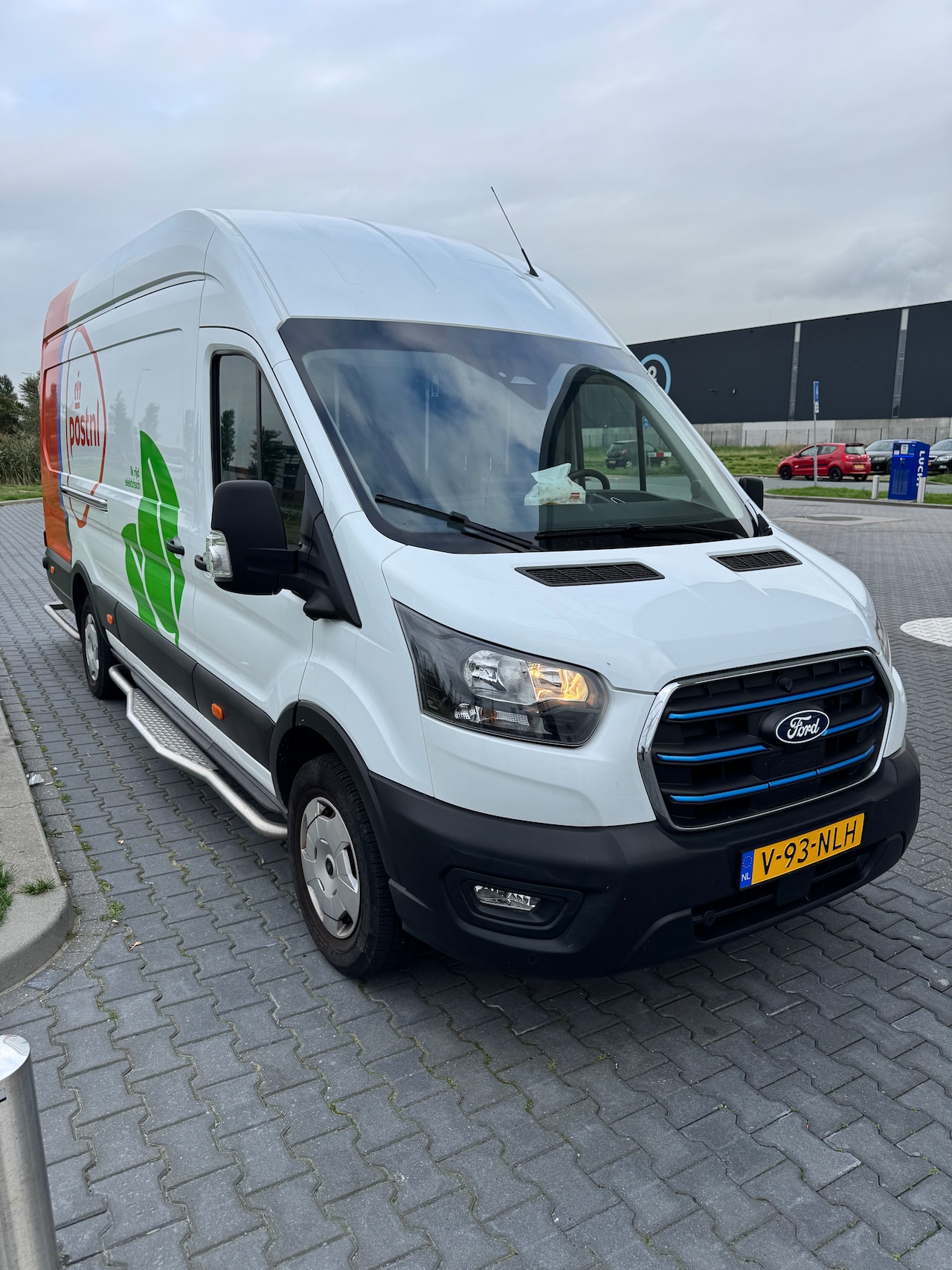Ford E-Transit - 350 L4H3 Trend 89 kWh - AutoWereld.nl