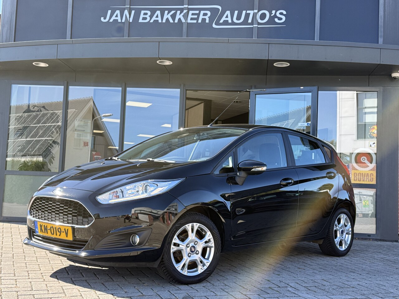 Ford Fiesta - 1.0 Style Ultimate ✅ Cruisecontrol ✅ Parkeersensor ✅ Lichtmetaal ✅ - AutoWereld.nl