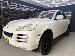 Porsche Cayenne - 4.8 S