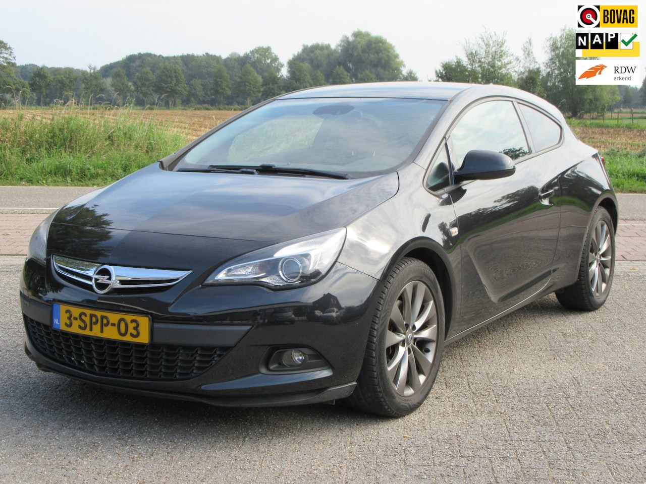 Opel Astra GTC - 1.4 Turbo Design Edition 1.4 Turbo Design Edition - AutoWereld.nl