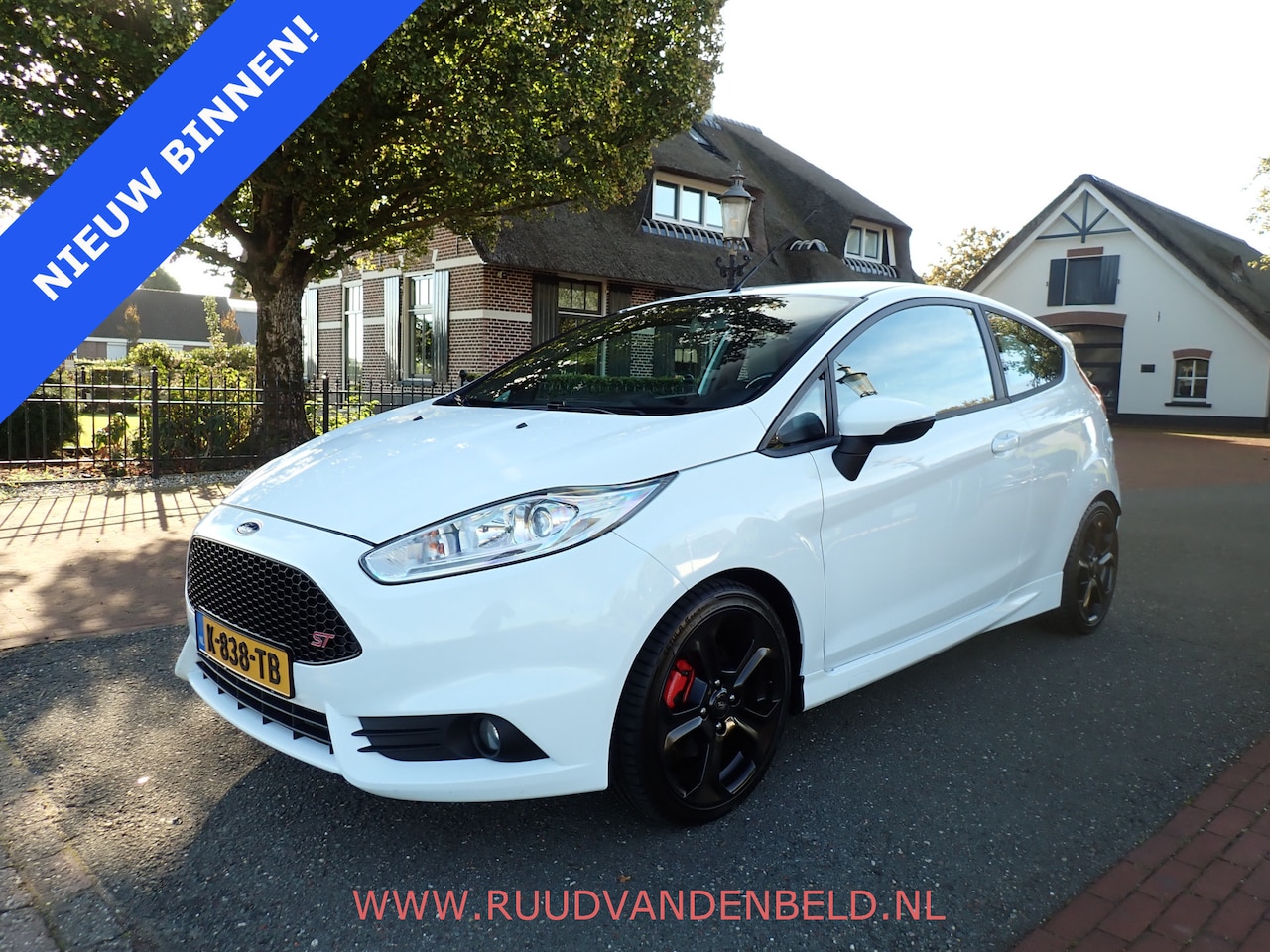 Ford Fiesta - 1.6 ST2 / RECARO STOELEN / STOELVERWARMING / BLUETOOTH - AutoWereld.nl