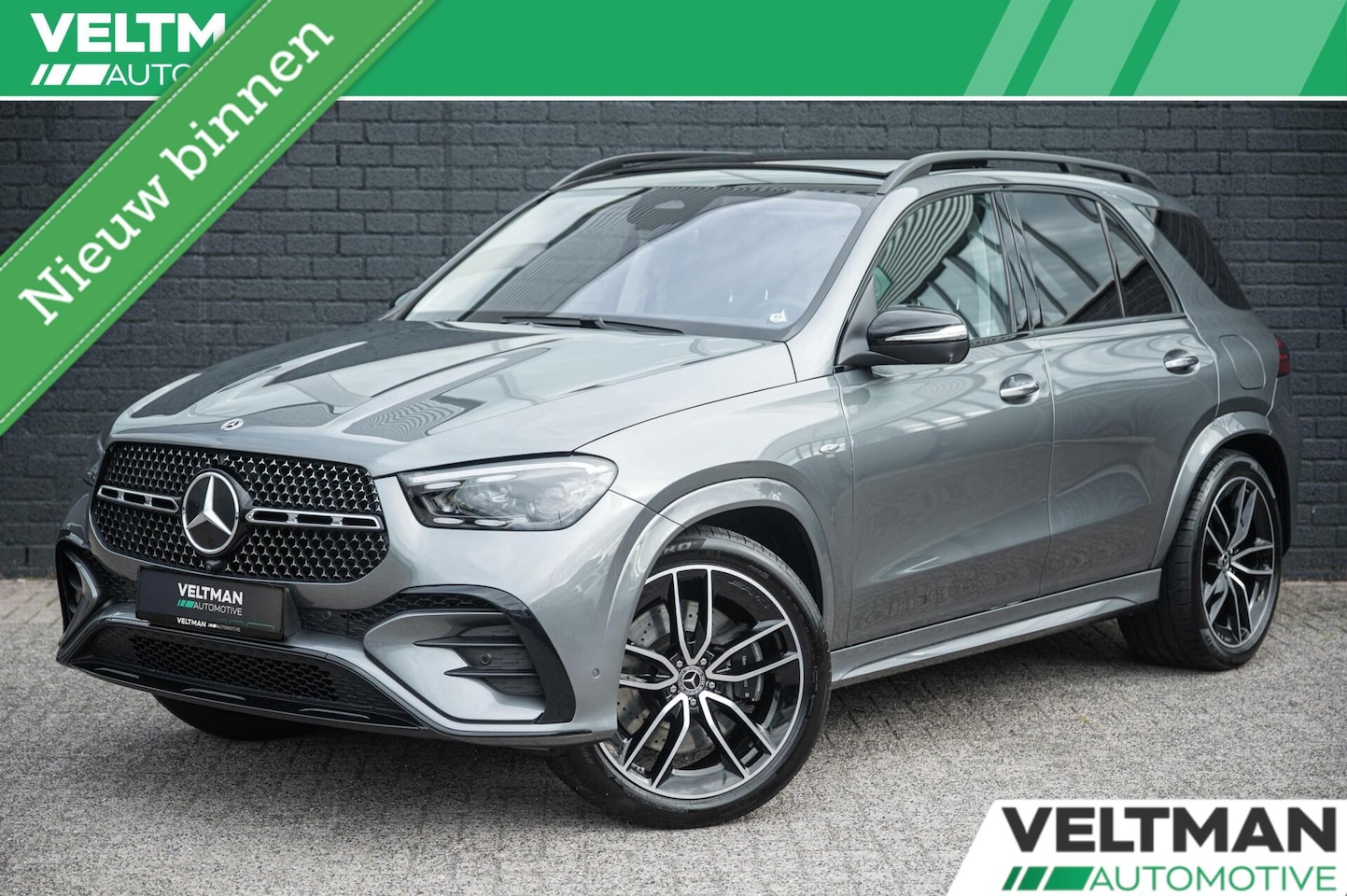 Mercedes-Benz GLE-Klasse - 400 e 4MATIC AMG Line PANO 22INCH BURMESTER LUCHTVERING TREKHAAK - AutoWereld.nl