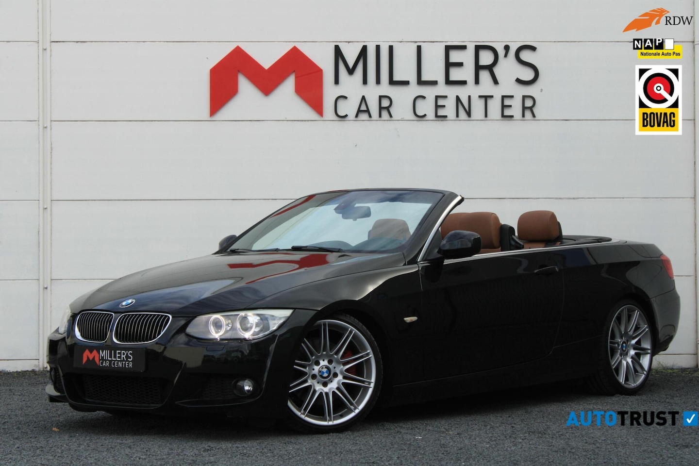 BMW 3-serie Cabrio - 325i High Executive Camera Carplay 265 PK Memory Hardtop - AutoWereld.nl