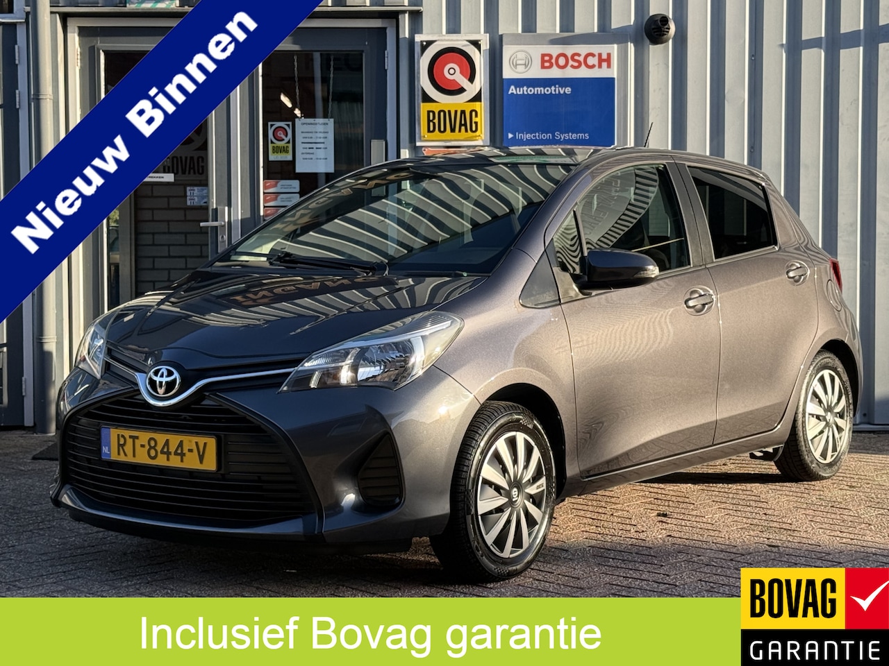 Toyota Yaris - 1.0 VVT-i Aspiration | AIRCO | TREKHAAK | BLUETOOTH | - AutoWereld.nl