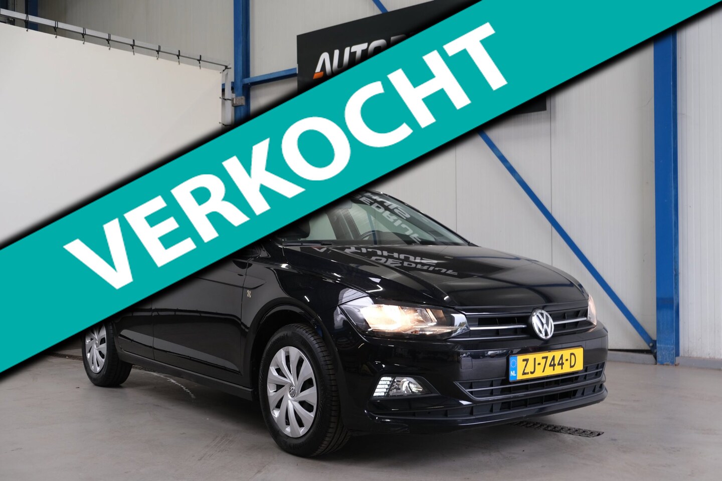 Volkswagen Polo - 1.0 Comfortline - N.A.P. Airco, Cruise, Carplay, Trekhaak. - AutoWereld.nl
