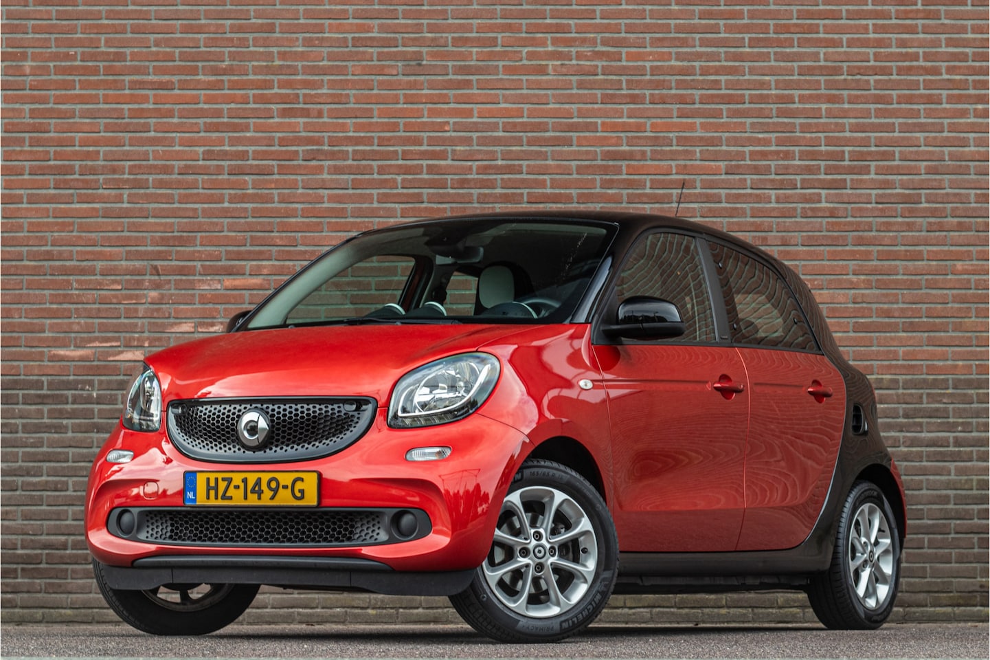 Smart Forfour - 1.0 Passion **RIJKLAAR**, 2e eigenaar, Climate control, Bluetooth, Cruise control, LED. - AutoWereld.nl