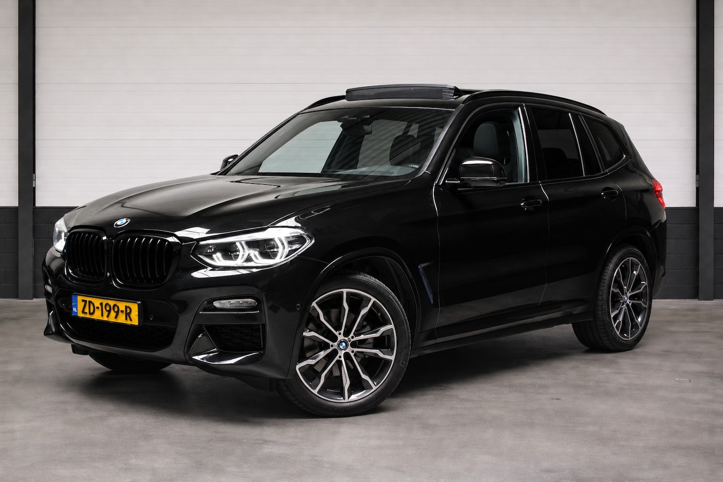 BMW X3 - XDrive20i High Ex M Sport Pano Leder Memory Trekhaak - AutoWereld.nl