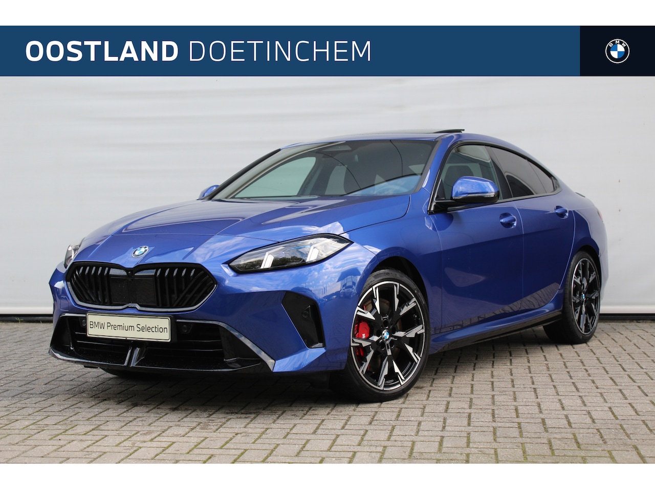 BMW 2-serie Gran Coupé - 220 M Sport Automaat / Panoramadak / Sportstoelen / Comfort Access / Achteruitrijcamera / - AutoWereld.nl