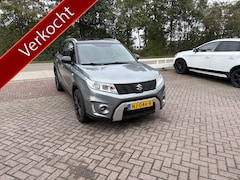Suzuki Vitara - 1.6 Exclusive CAMERA STOELVERWARMING CRUISE