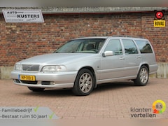 Volvo V70 - 2.5 |Trekhaak|Stoelverwarming| Meeneemprijs